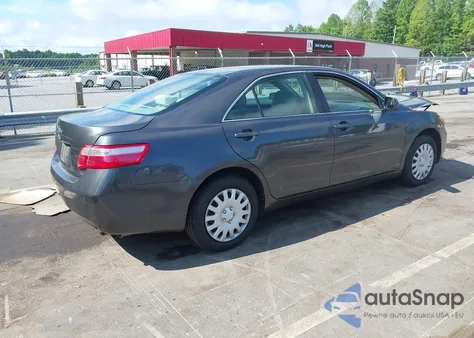 2009 Toyota Camry Le z USA, uszkodzony, nr VIN 4T1BE46K69U850226